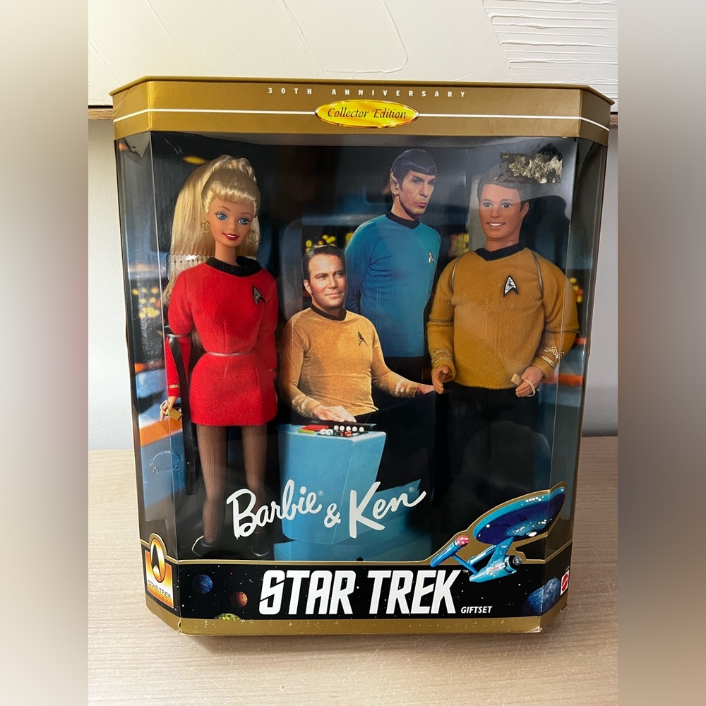 1996 Barbie & Ken Star Trek Giftset